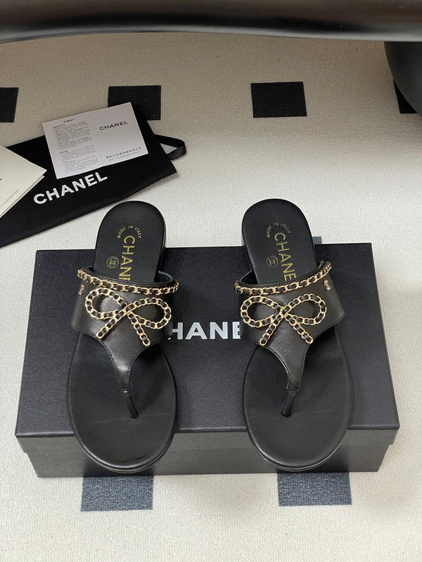 CC 25B Chain Bow Flip-flops Black Sheepskin 393987