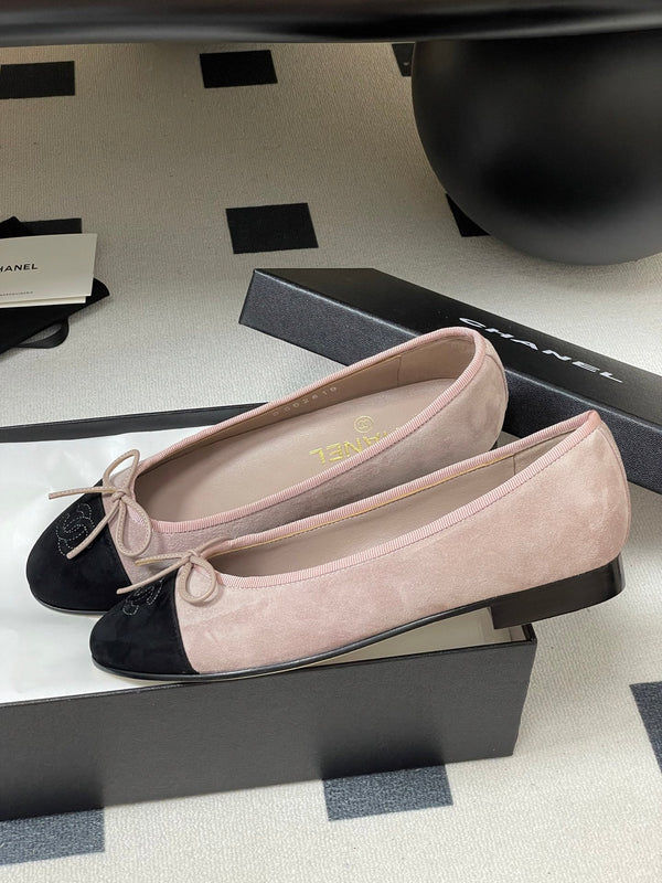 CC 25 Ballet Flat Blush Pink Suede 393998