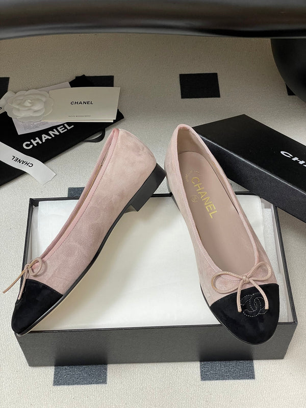 CC 25 Ballet Flat Blush Pink Suede 393998