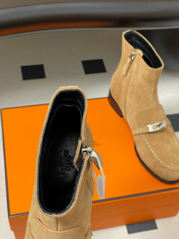 HM Short Boots 25mm Kelly Buckle Light Beige Suede