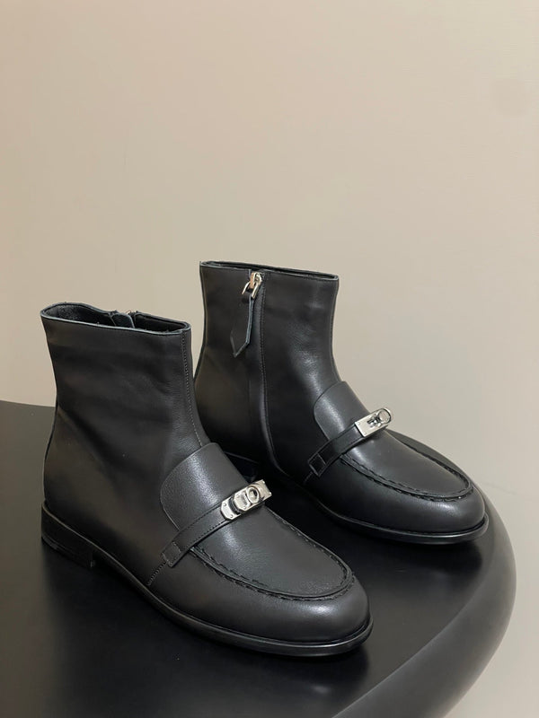 HM Short Boots 25mm Kelly Buckle Black Sheepskin