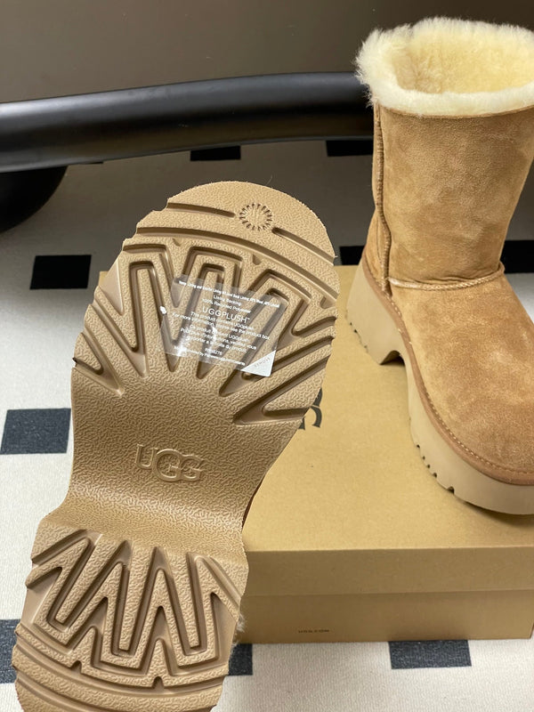 UGG Esmee Boot 70mm Light Brown White Wool Suede 522218