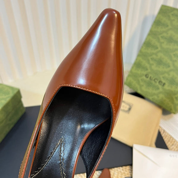 Slingback GG da donna in pelle liscia con logo G color marrone pan di zenzero