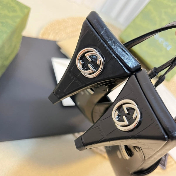 GG Women's G pointed silver-letter Logo slingback Black