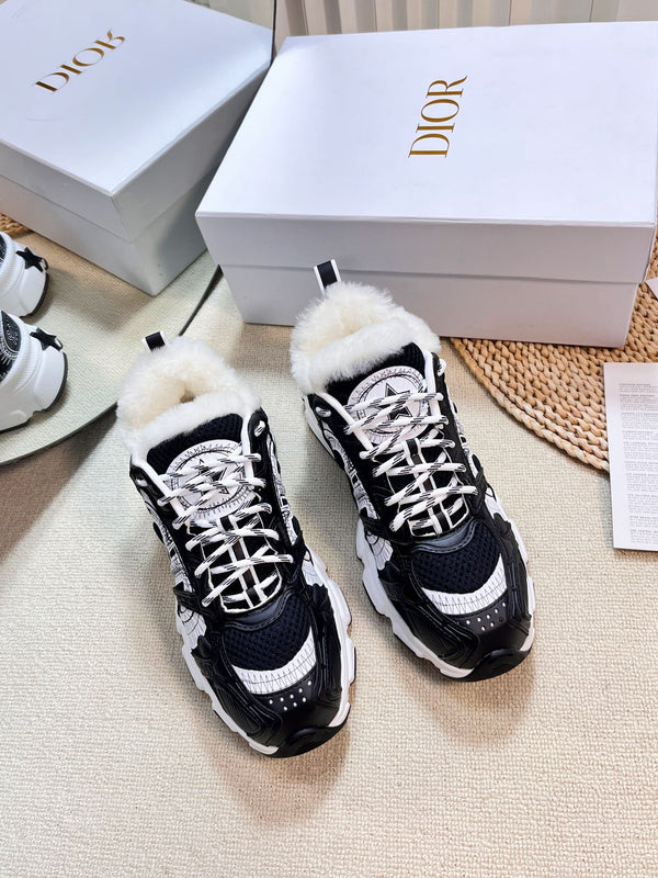 CD Chrono Sneaker In Black Mesh Fabric With Fleece Lining 992620