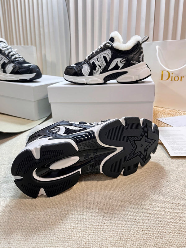 CD Chrono Sneaker In Black Mesh Fabric With Fleece Lining 992620