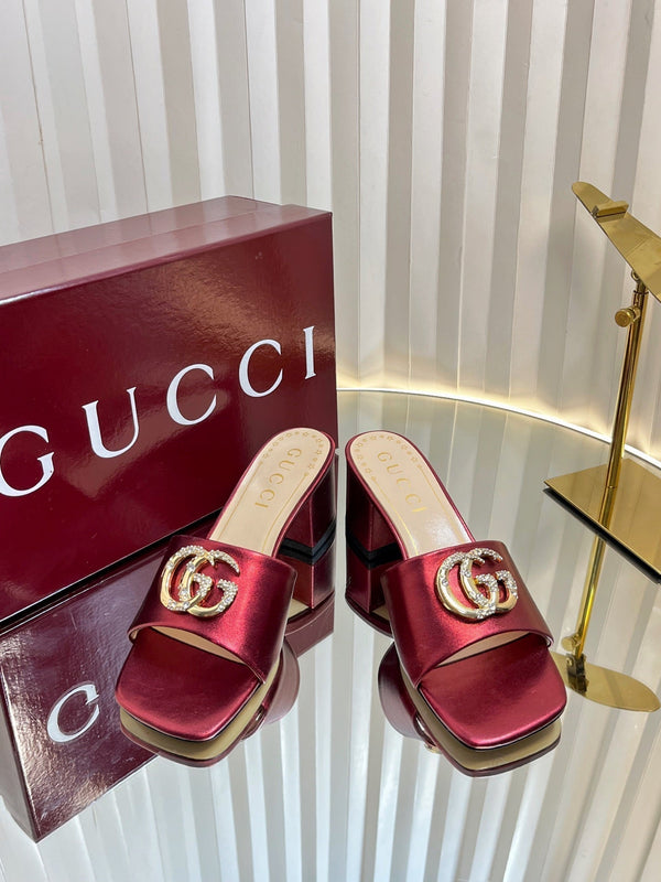 GC 25 Interlocking G Heeled Sandal Red Patent Leather 294638