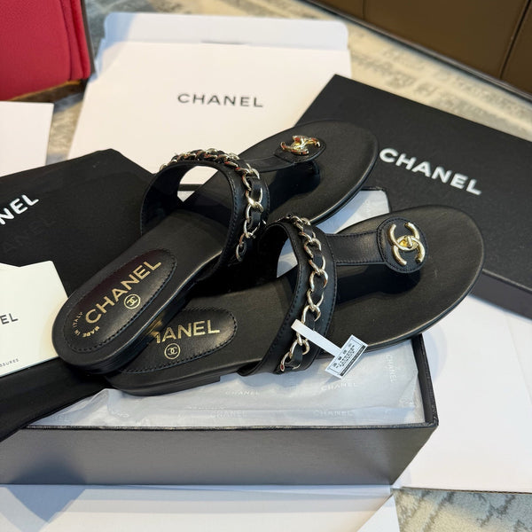 CC 25SS Sandalo infradito 2cm Catena in pelle Pelle di agnello nera 319700