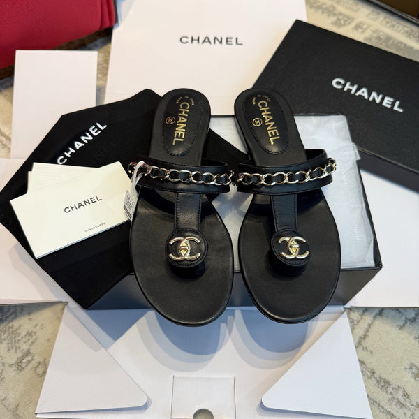 CC 25SS Sandalo infradito 2cm Catena in pelle Pelle di agnello nera 319700