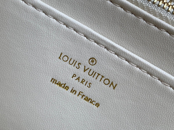 LV GO-14 MM 23cm Vanila Lambskin GHW