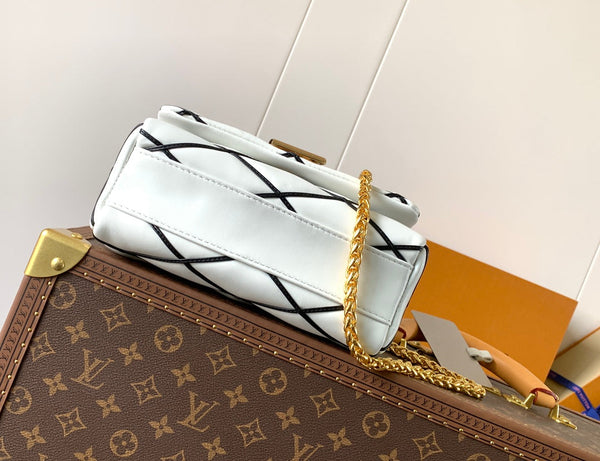 LV M22890 GO-14 MM 23cm Black White Lambskin GHW