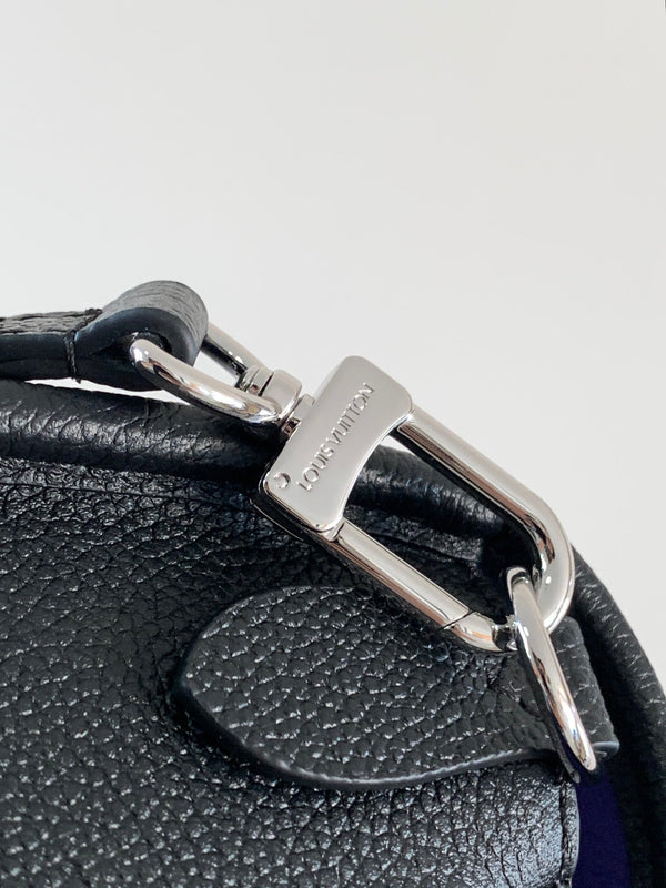 LV Buci Bag 24.5cm Black Epi Leather 241084