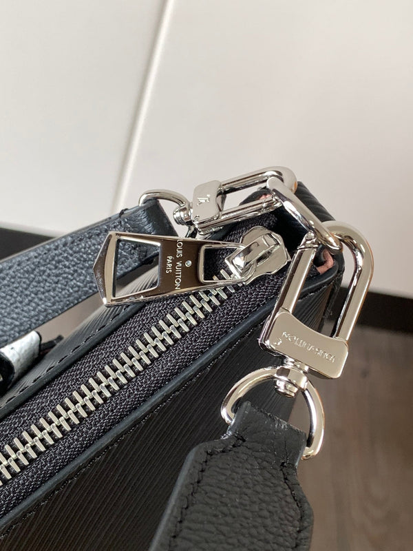 LV Hopscotch Bag 25cm Black Grained Epi Cowhide Sliver HW