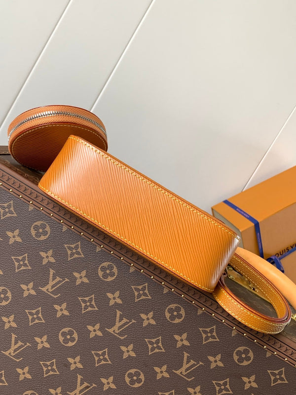 LV Marellini 19cm Caramel Epi Grain Cowhide Metal HW
