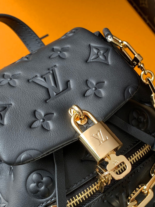 LV Coussin 20cm Backpack Black Gold Leather 252655