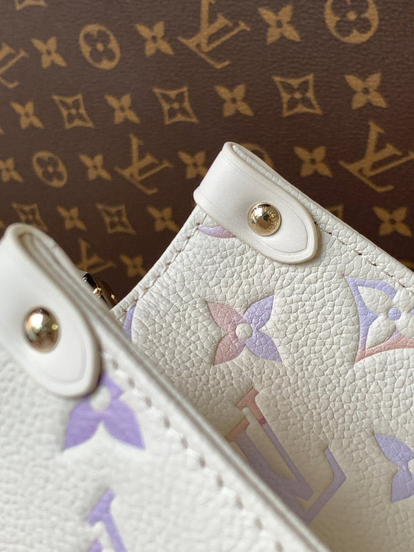 LV OnTheGo PM Dream Monogram Embossed Cowhide-Light GHW