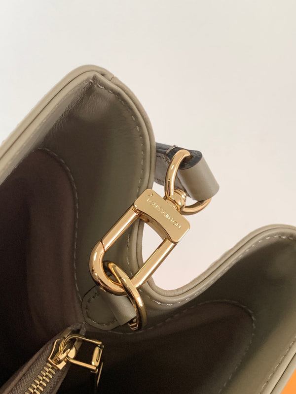 LV City Avenue PM 38.5cm Apricot Monogram Embossed Shadow Cowhide