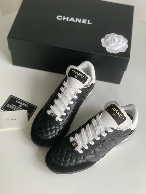 Sneaker CC in pelle di agnello nera trapuntata 143544