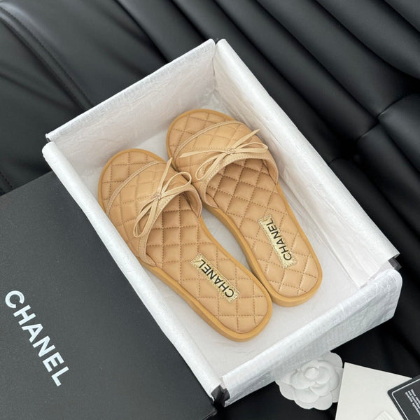 mule sandal bow beige quilted calfskin