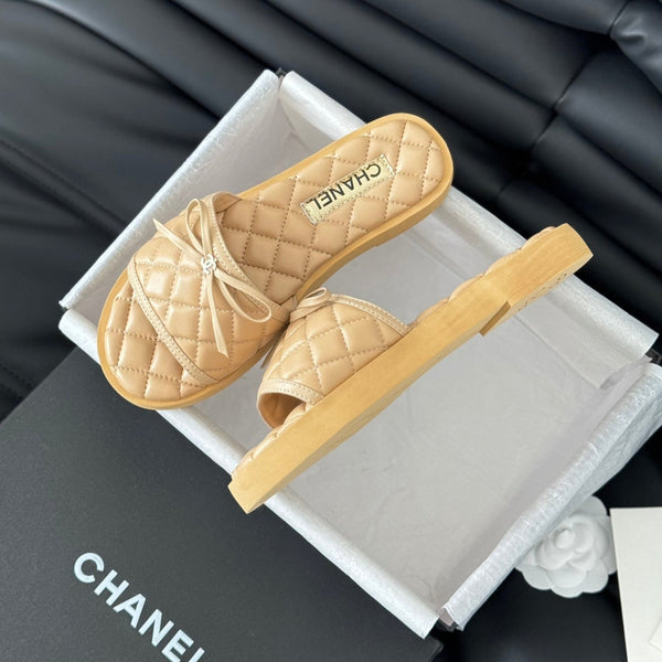mule sandal bow beige quilted calfskin