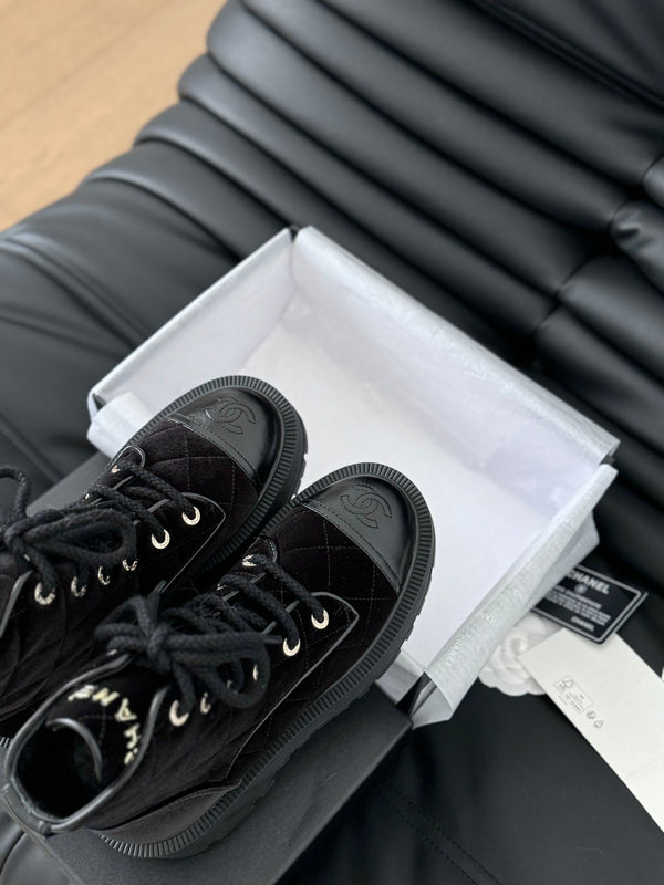 cc ankle boots dark red velvet quilted lambskin