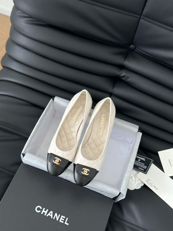 cc classic ballet flat with heel white quilted calfskin