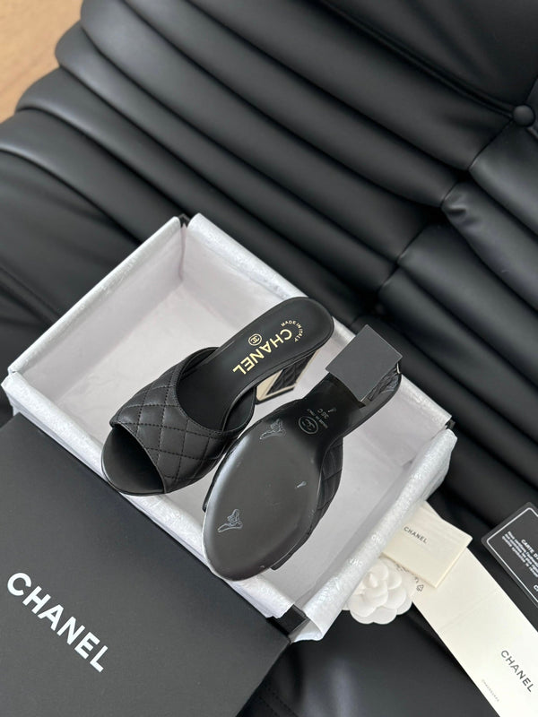 cc sandal 70 black quilted calfskin