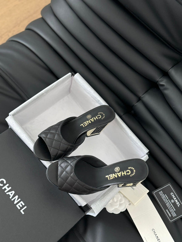 cc sandal 70 black quilted calfskin