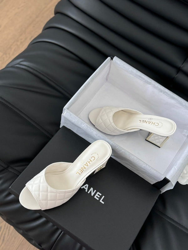 cc sandal 70 white quilted calfskin