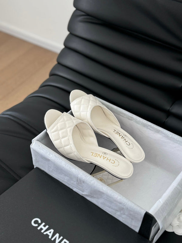 cc sandal 70 white quilted calfskin
