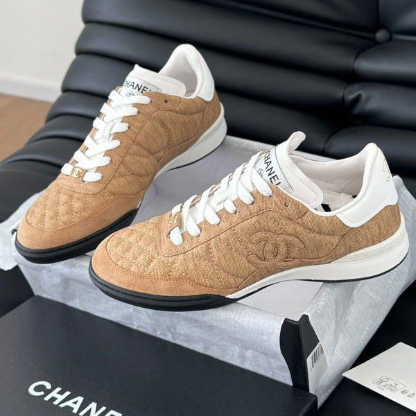CC SNEAKER IN PEANUT BROWN MIX WHITE EMBROIDERED LAMBSKIN