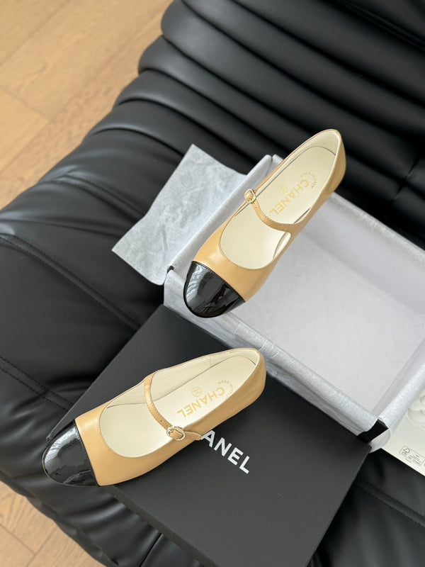 CC MARY JANE SHOES IN SEPIA BEIGE MIX BLACK LAMBSKIN WITH GOLD HARDWARE