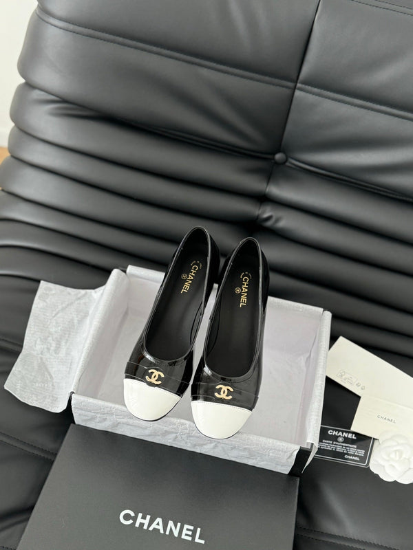 CC High Heels Glossy Black White Lambskin