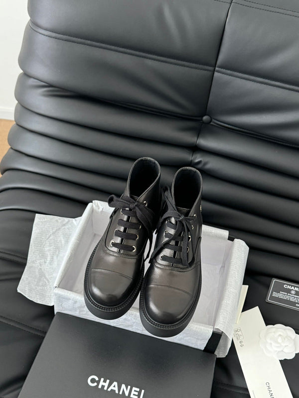 CC Ankle Boots Black Calfskin 937062