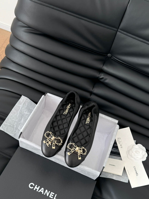 CC Ballet Flats In Black Lambskin 143528