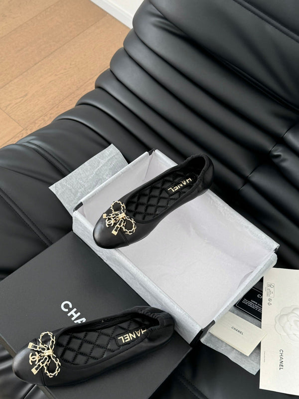 CC Ballet Flats In Black Lambskin 143528