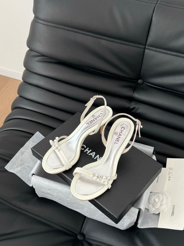 PEARL SANDAL IN WHITE LAMBSKIN 75 MM