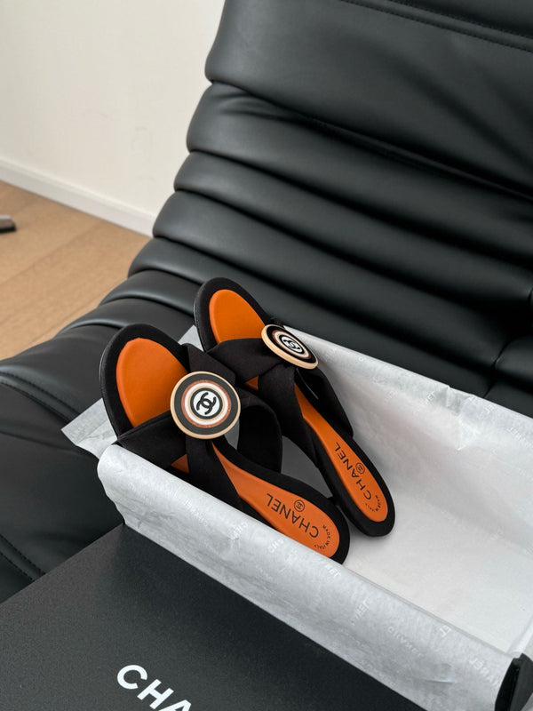 SANDALI CC SLIDE IN TESSUTO NERO