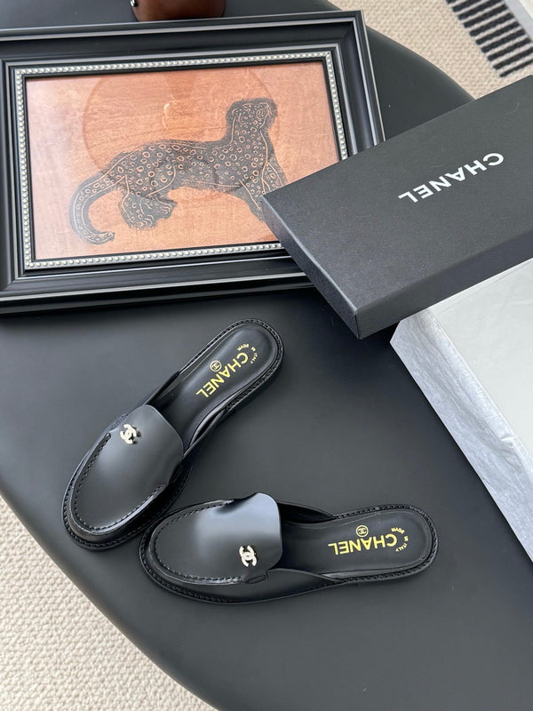 CC 25C Mule Black Calfskin 280561