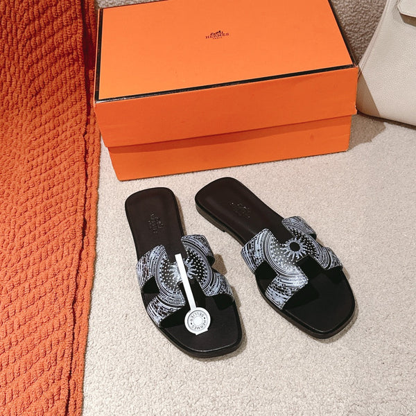 HM 3D Oran Sandals Black Calfskin 243961