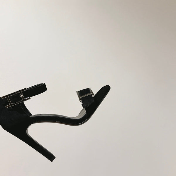 HM Buckle Sandals 10.5cm Black Calfskin 308180