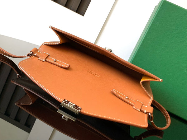 CHYPRE WALLET-POUCH 21 IN BLACK GOYARDINE CANVAS AND TAN CALFSKIN