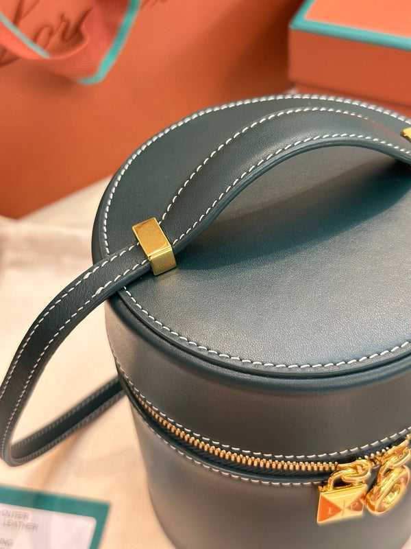 BORSA EXTRA CASE MEDIA 16 IN PELLE DI VITELLO LISCIA BLU PAVONE CON FERRAMENTA ORO