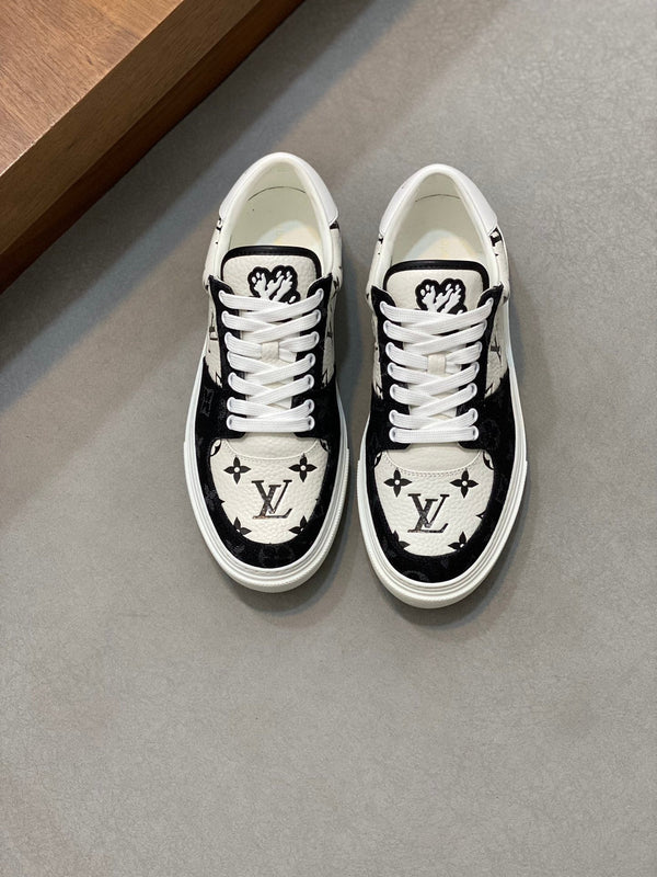 SNEAKERS MONOGRAM LV NERE E BIANCHE