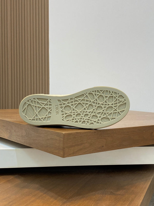 CD B33 SNEAKER SAGE GREEN EMBOSSED CALFSKIN