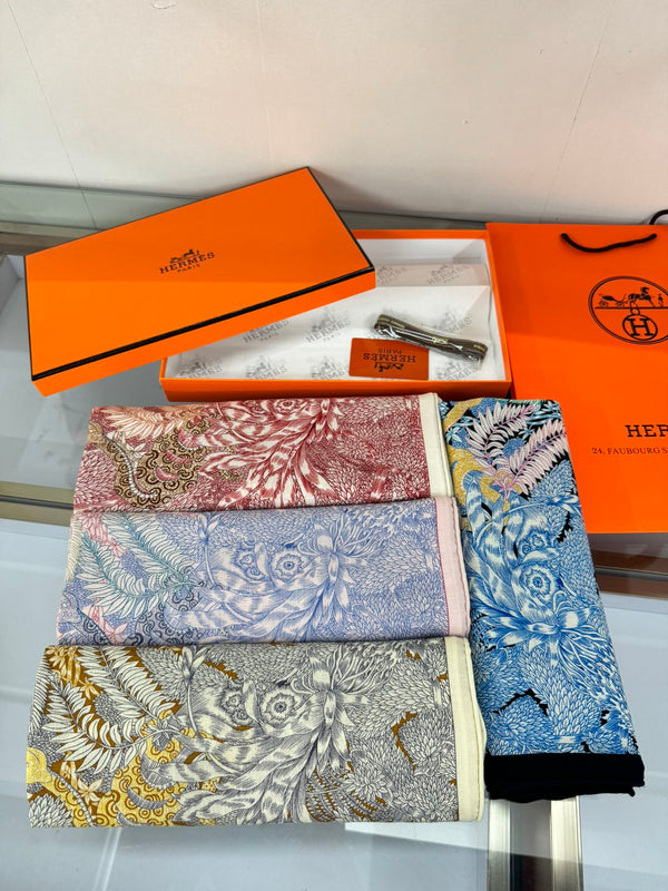 FAUBOURG TROPICAL SHAWL 140 CM IN COLORFUL CASHMERE AND SILK 379771