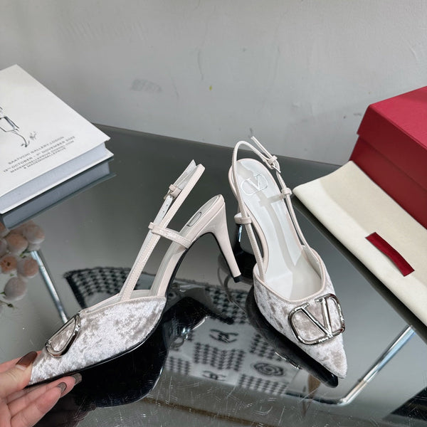 Vlogo Signature Slingback in pelle di vitello bianca e velluto