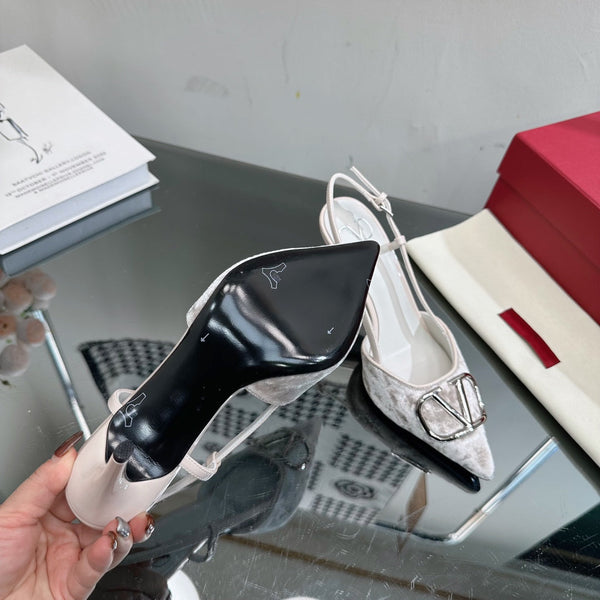 Vlogo Signature Slingback in pelle di vitello bianca e velluto