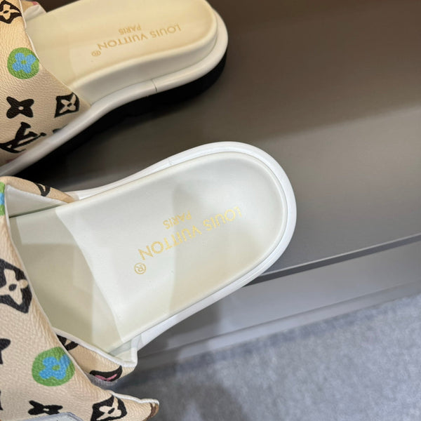 LV VELCRO SLIPPERS IN BEIGE CREAM MONOGRAM CALFSKIN