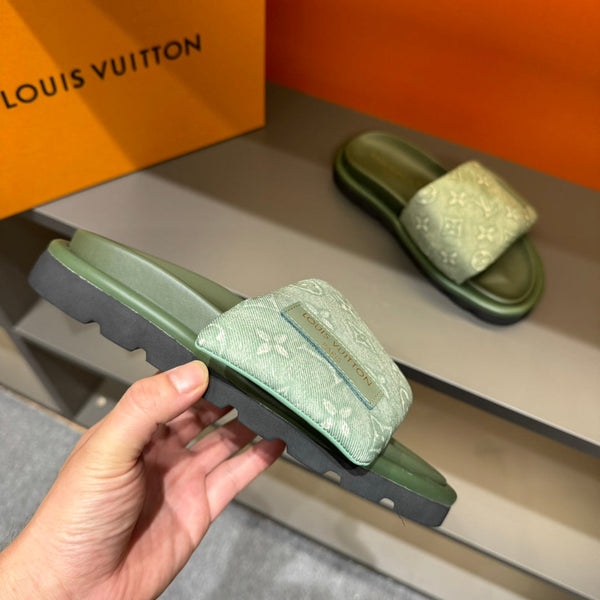 LV VELCRO SLIPPERS IN OLIVE GREEN MONOGRAM JACQUARD
